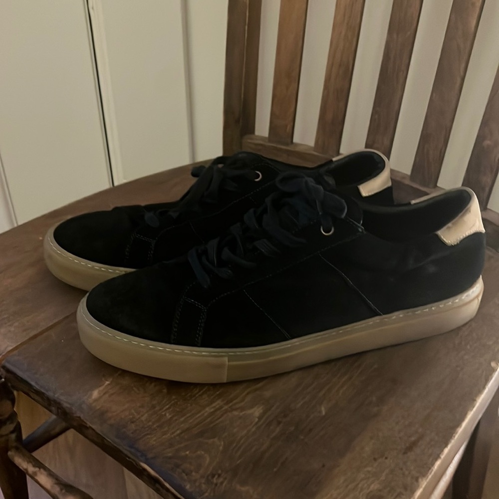 Black GREATS.Nearly perfect quality mens shoes. size 13 Made it Italy
